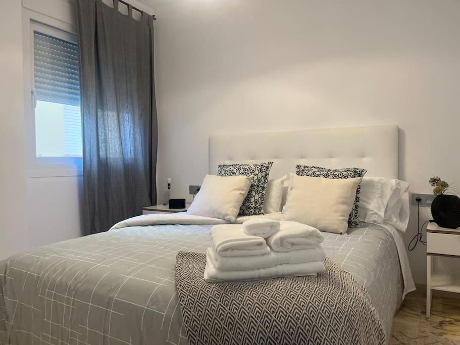 טורמולינוס Love Rent4 Malaga Lyli מראה חיצוני תמונה